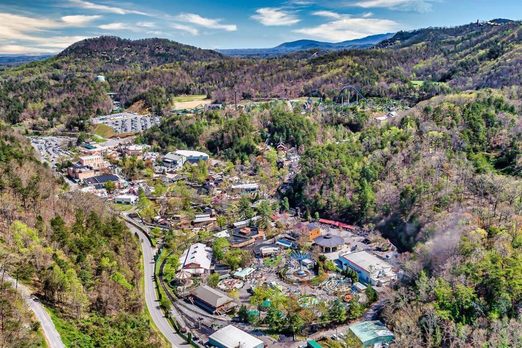 Groot'S Place - 5 Min To Main Parkway!! Pigeon Forge Exterior photo