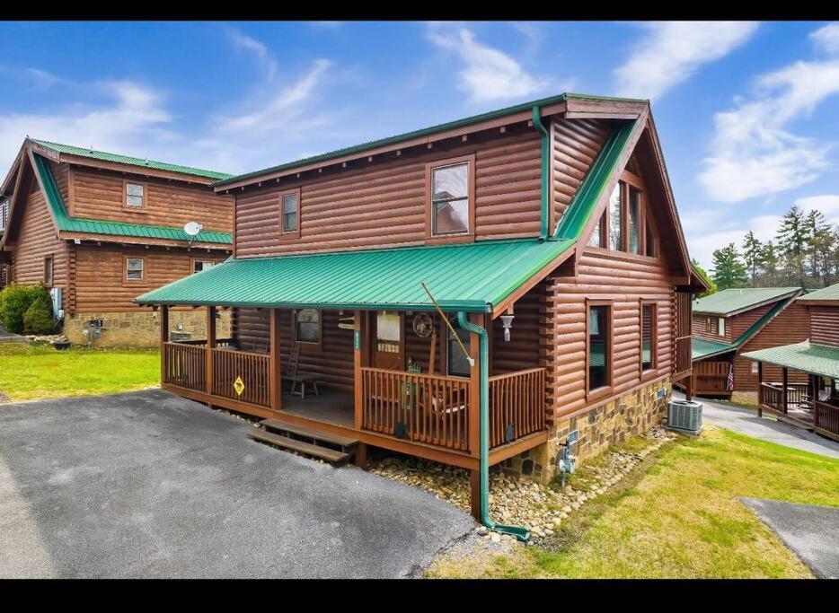 Groot'S Place - 5 Min To Main Parkway!! Pigeon Forge Exterior photo